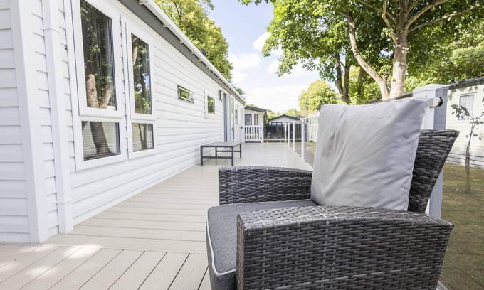 Mudeford House | Mudeford Lodge - a new large luxury holiday home on Sandhills
