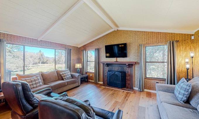 Groveland House | Mueller Fairway House