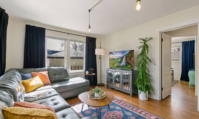 Fort Collins House | Mulberry Place: A Charming Cottage Near Old Town!