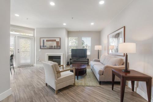 Hollywood Hotel | Multiple Hollywood Apartments Hub