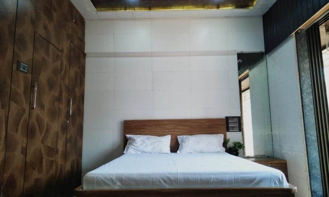 Aarey Colony Apartment | Mumbai's mini hill station near airport in heart of city, greenery clean air