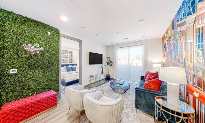 Rolling Mill Hill Condo | Muse | Modern condo in great downtown location with balcony & rooftop lounge