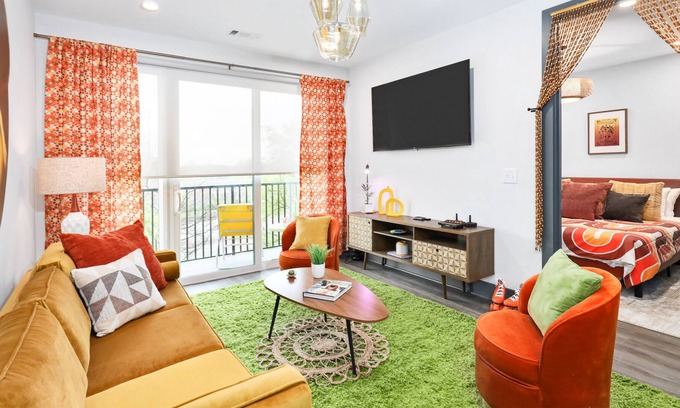 Rolling Mill Hill Condo | Muse | Retro-modern condo with city view & rooftop lounge - walk to hot spots