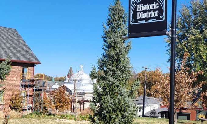 St. Joseph Apartment | Museum Hilltop Place Pet-Friendly