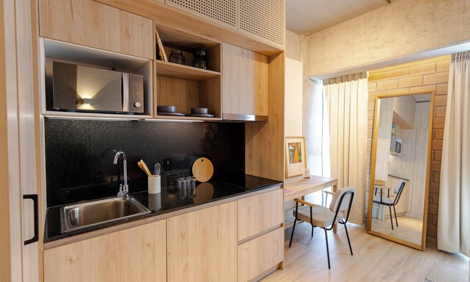 Guadalajara Apartment | Mutuo Vive: Connecting Creators Worldwide - Stylish Rooms & Memorable Stays!