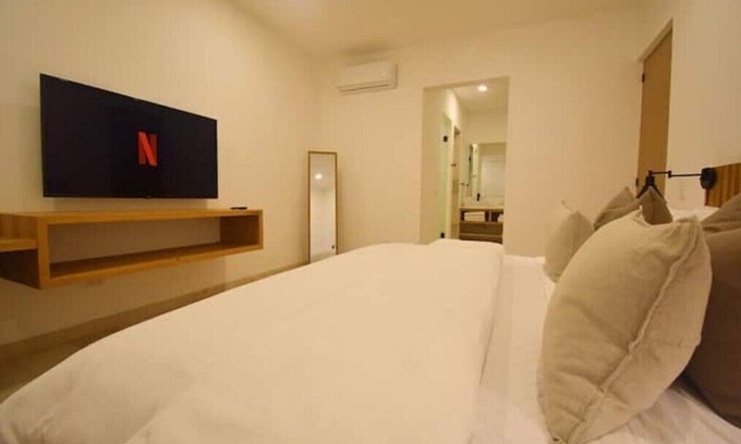 Centro Apartment | Montemar 601: Luxury Condo in the Heart of Cabon