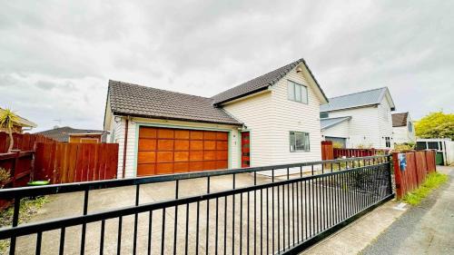 Manurewa House | My castle house Manukau City 20 mins to Auckland Airport