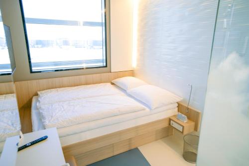 Frankfurt Airport Area Hotel | MY CLOUD Transit Hotel - Guests with international flight only!