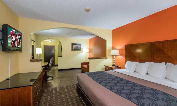 Madison Hotel | MY HOME & SUITES MADISON