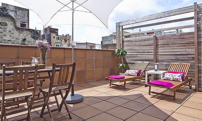 la Vila de Gracia Apartment | My Space Barcelona Penthouse near commercial area with pool and terrace