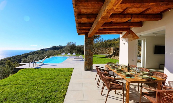 Sant'Agata sui Due Golfi Villa | MyExclusiveItaly - Design Villa with infinity pool & Li Galli view