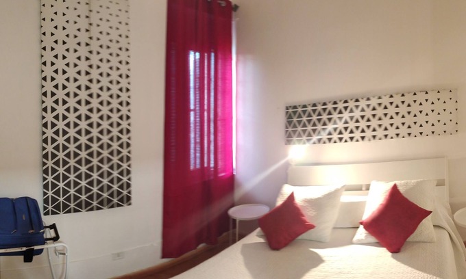 Municipio 5 House | Myra cottage 30sqm with garden 300m from the sea 5 minutes from the airport