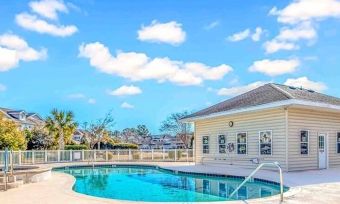 Red Hill Apartment | Myrtle Beach Condo, Legends Golf Resort