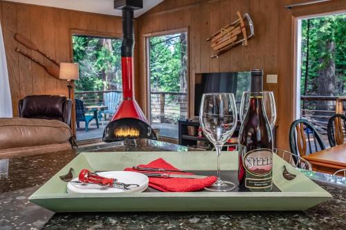 Sierra Cedars House | Mystic Meadow Sweet Cabin Meadow Views
