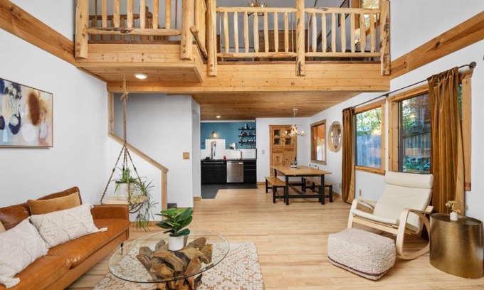 Zigzag House | Mystic Mountain