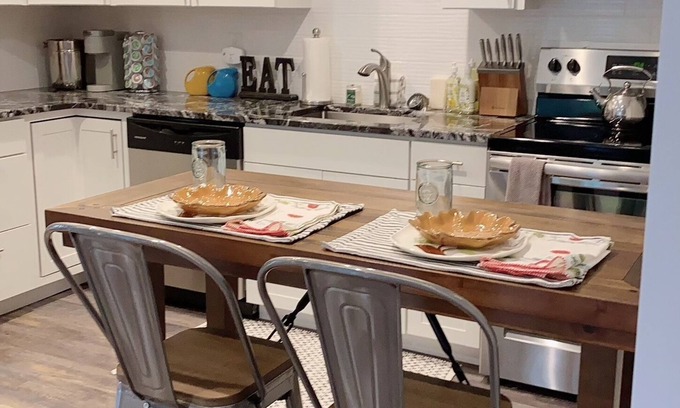 Stonington Apartment | Mystic Surfside Get Away