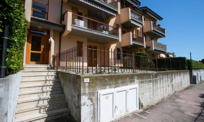 Sirolo Apartment | N034 - Numana, large apartment with terrace