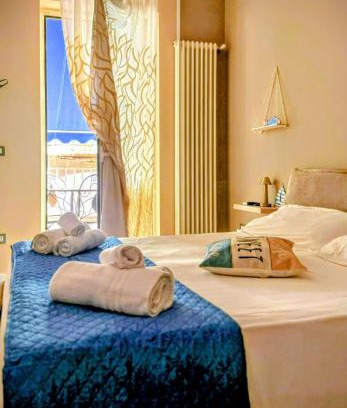 Taranto Bed & Breakfast | N67 B&B Taranto Centro-3 camere indipendenti