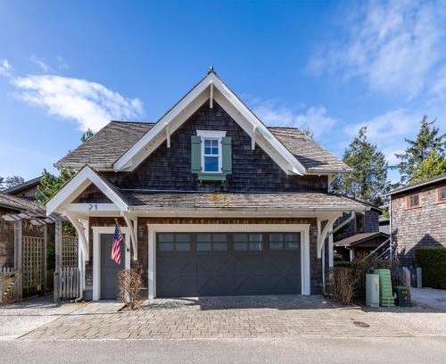 Seabrook House | Nantucket House by Seabrook Hospitality