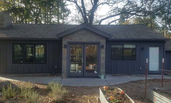 Angwin House | Napa Valley Vineyard Home on Howell Mountain - Minutes to award-winning wineries