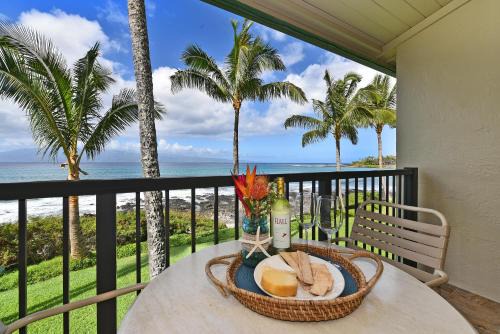 Napili Apartment | Napili Shores I270 · NS I270 OceanFront Studio w Ocean Views Poo