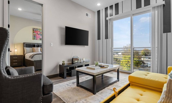 South Nashville Apartment | Nashville Getaway + Free Wifi, Sleeps 4