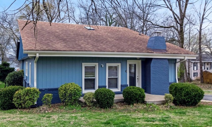 Mount Juliet House | Nashville Lakehouse on Old Hickory, Two Foot Cove!