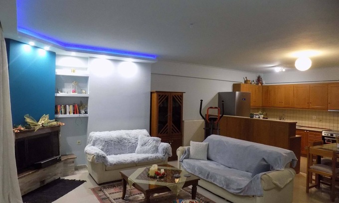 Volos City Centre Apartment | Natalys 2 Bedroom Gorgeous Apartment in Volos