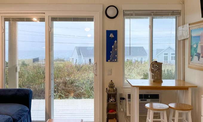 North Truro Hotel | National Seashore Studio