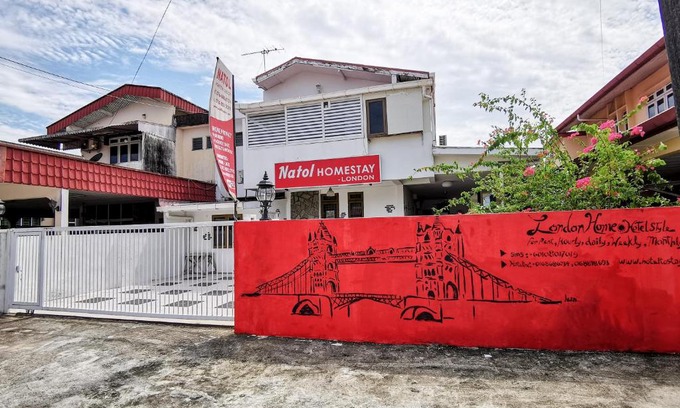 Kuching House | Natol Villa -London