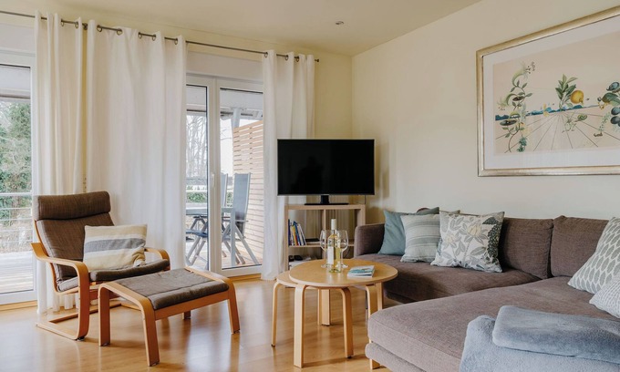 Unteruhldingen House | Nature lovers and those seeking peace and quiet will find the ideal vacation home here.