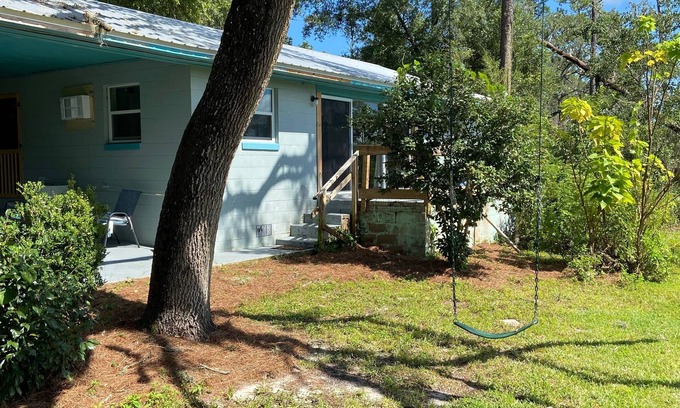 Interlachen Cottage | Nature Lover’s Cottage at Penner Pond, Ocala Forest/Rodman Dam