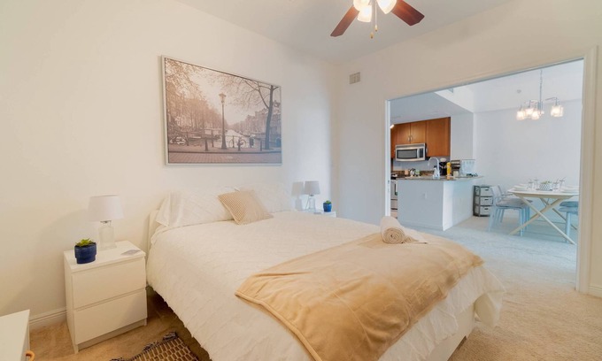 Boynton Beach Condo | Nautical Beach Suite - Casa Costa 314S - 2 Beds, Pools, Beach & Dog Friendly