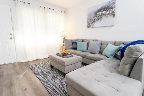 Point Loma House | Nautical Point Loma Getaway - 7 mins to airport