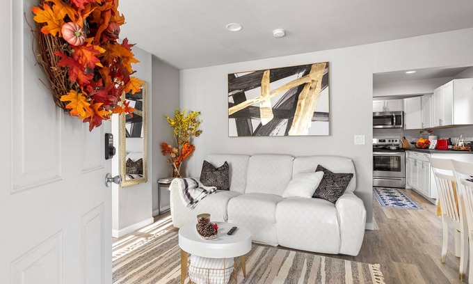Navy Yard City House | Naval and National Airport, WiFi, Free parking,