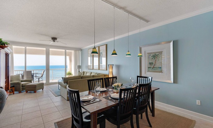 Navarre Beach Condo | Navarre Regency 808: Life is Just Better with Beach Daze & Ocean Waves