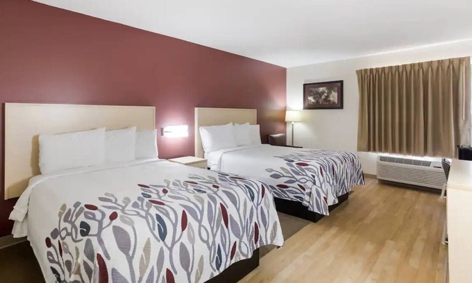 Pittsburg House | Near Cumberland Star Riverboat! Pet-friendly Property with Free Parking Onsite!