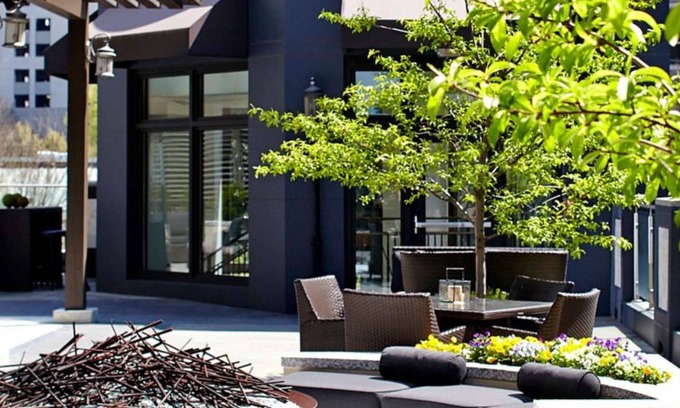 Midtown Hotel | Near Downtown Atlanta | Pet-friendly. Gym. Dining