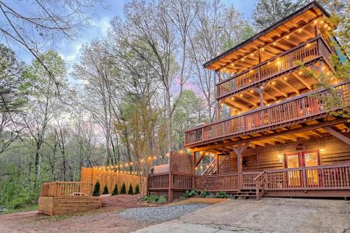 Helen Ski Chalet | Near Downtown Helen - HotTub, Sauna, Game Room, Fire Pit