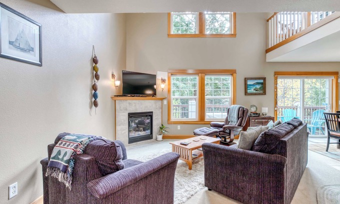 Manzanita House | Near Downtown Manzanita and Golf Course, Queen Primary Suite, Easy Walk to Beach