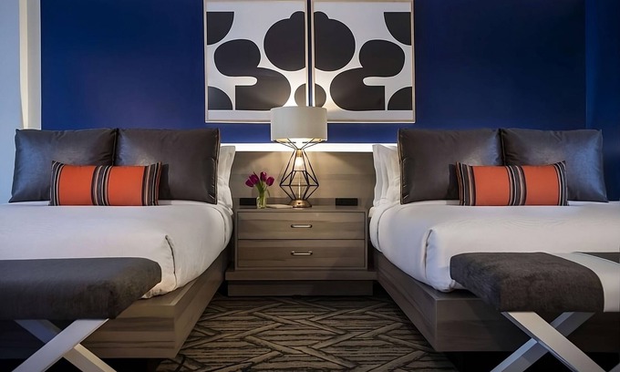 Dupont Circle Hotel | Near Downtown Washington | 2 Rooms | Pets Are Welcomed