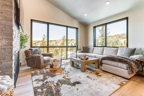 Winter Park Apartment | Near Hiking and Biking Winter Park Mtn-View Haven!