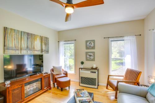 Frank House | Near Hiking Blue Ridge Mtn Home on Private Acre