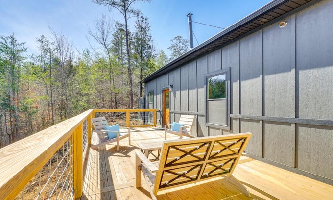 Unaka House | Near Hiking Trails Mtn-View Haven in Englewood!