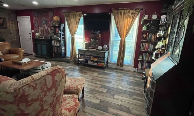 Highlands - Perkins House | Near LSU Health district 3BR 2BA House, quiet area