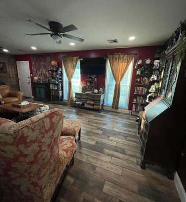 Highlands - Perkins House | Near LSU Health district 3BR 2BA House quiet area