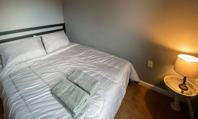 St. Charles House | Near National Harbor and MGM