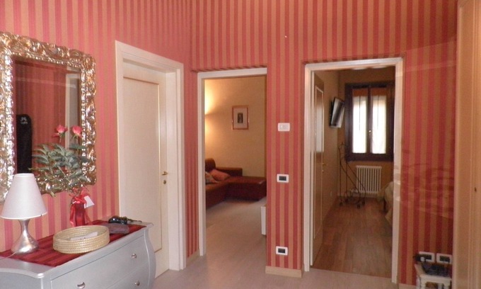 San Polo Apartment | Near Ponte di Rialto, fish and fruit market, all kinds of shops