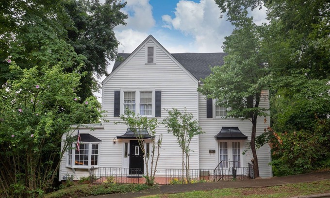 Redmont Park House | Near UAB Downtown Redmont Revival Unit 3