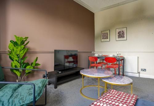 Paisley Apartment | Neilston Apartment